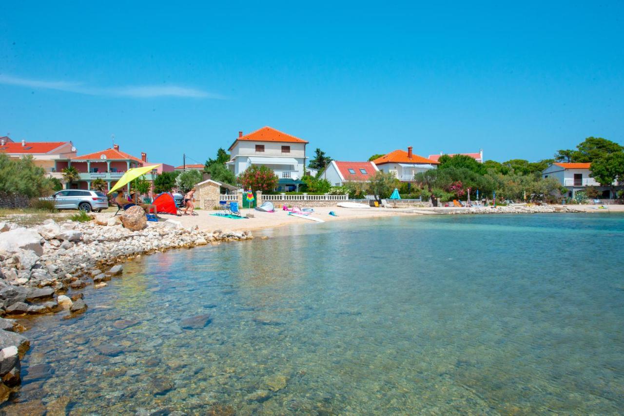 Apartments Facini Kosljun Екстер'єр фото
